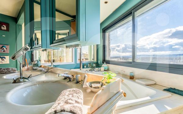 Maison à vendre    6 pièces •  Villefranche-sur-Saône