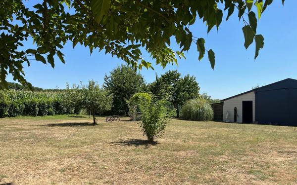 Maison à vendre    5 pièces •  Tonnay-Charente