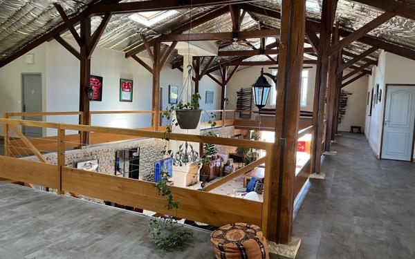 Maison à vendre    5 pièces •  Tonnay-Charente