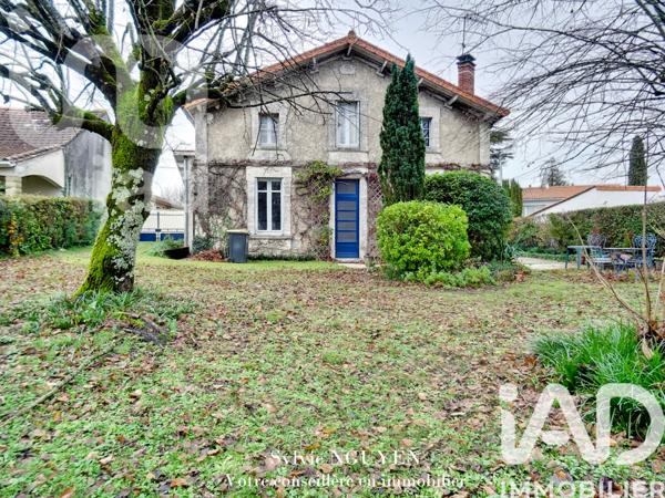 Maison à vendre 5 pièces 106 m² Ruelle-sur-Touvre