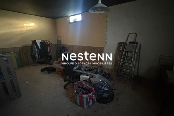 Vénissieux Limite Corbas: maison individuelle frot potentiel 1000m2 terrain sans vis à vis piscinable