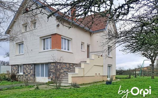 Maison à vendre    5 pièces • 159 m2 Les Ancizes-Comps