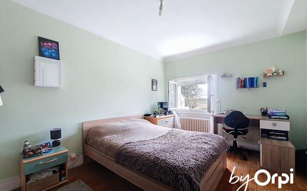 Maison à vendre    5 pièces • 159 m2 Les Ancizes-Comps