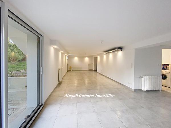 Montfort-sur-Meu (35160) EXCLUSIVITE - Maison 6 p entièrement rénovée- 175 m² - Montfort sur Meu