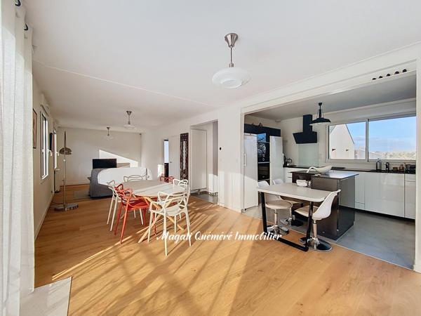 Montfort-sur-Meu (35160) EXCLUSIVITE - Maison 6 p entièrement rénovée- 175 m² - Montfort sur Meu