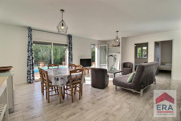 Maison L Isle Sur La Sorgue 11 pièces - 359m² - Piscine 