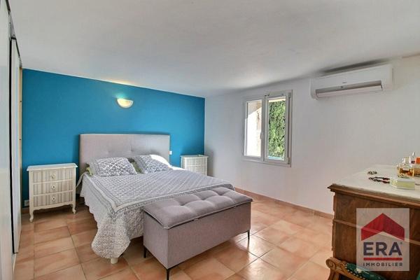 Maison L Isle Sur La Sorgue 11 pièces - 359m² - Piscine 