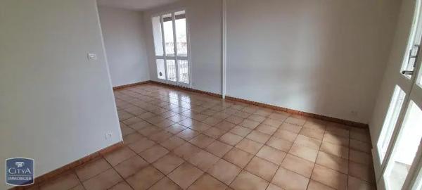 Appartement à louer 4 pièces 80.66m²