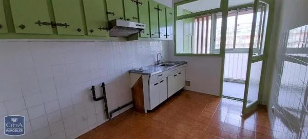 Appartement à louer 4 pièces 80.66m²