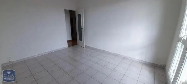 Appartement à louer 4 pièces 80.66m²