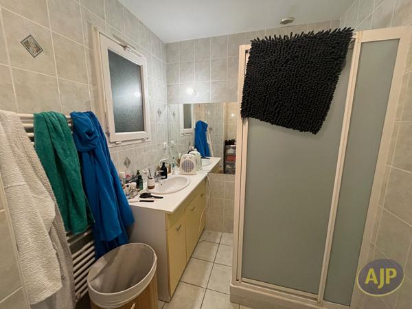 Appartement à louer Cholet : 3 pièces, 60m² avec 2 chambre(s) à 649€ - AJP Immobilier Cholet