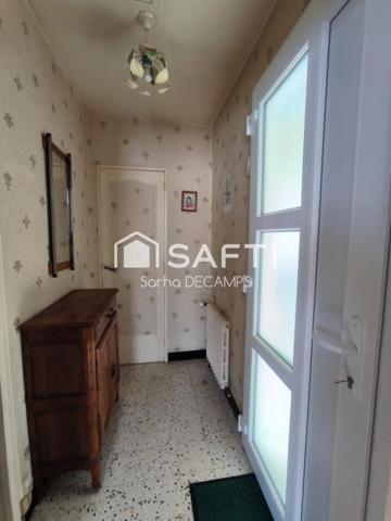 Maison de plein pied sur sous-sol, véranda, jardin de 621 m².