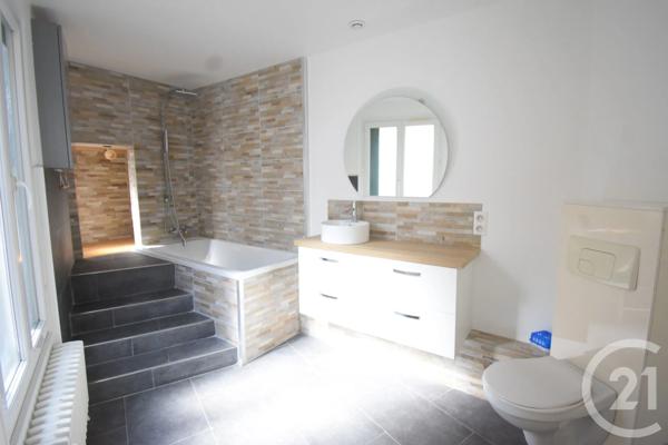 Maison à vendre  2 pièces - 43,85 m 2   VICHY  - 03