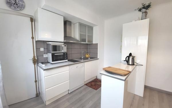 Vente Appartement P2 A 200 mètres de la plage rénové(e) Portiragnes-plage   