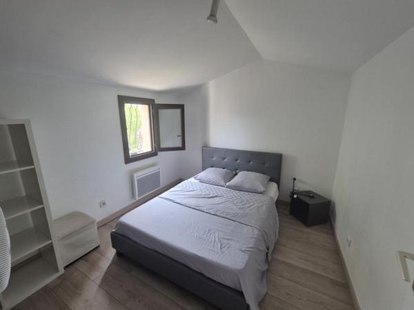 Maison  6 pièce(s) 133.69 m2 à Plan-de-Cuques