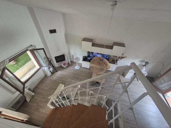 Maison  6 pièce(s) 133.69 m2 à Plan-de-Cuques