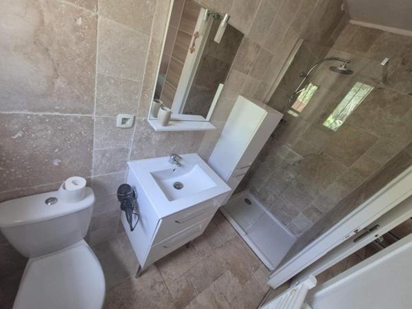 Maison  6 pièce(s) 133.69 m2 à Plan-de-Cuques