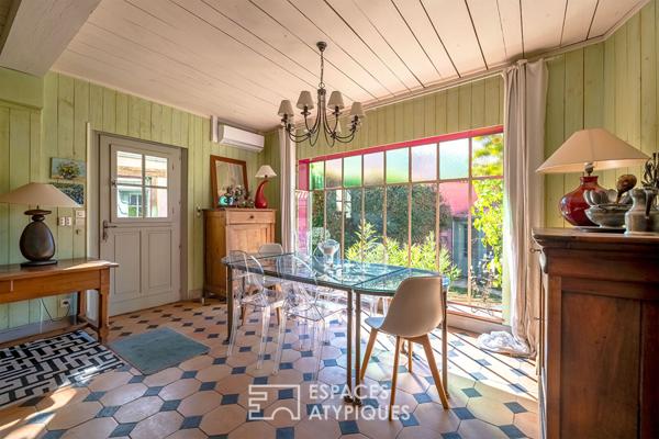 Maison de charme avec jardin , piscine et dépendance en coeur de ville