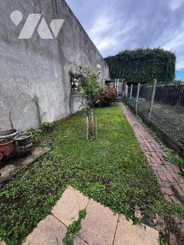 Maison à Vendre à Hénin-Beaumont (62110) en Pas-de-Calais (62)

Cette maison se situe dans la...