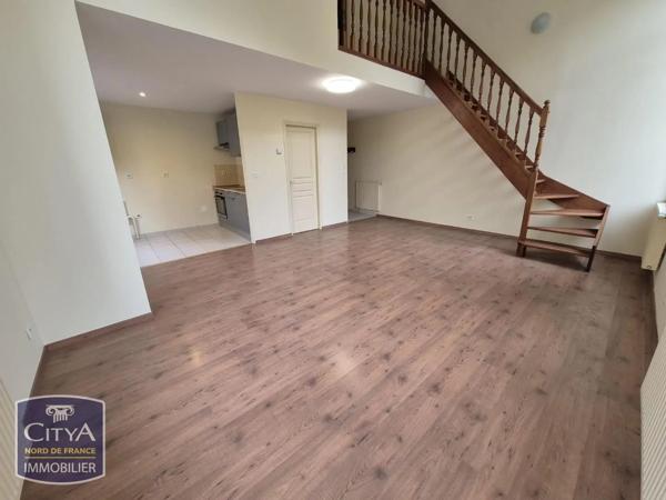 Appartement à louer 2 pièces 56.14m² Cambrai (59400)