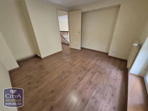 Appartement à louer 2 pièces 56.14m² Cambrai (59400)