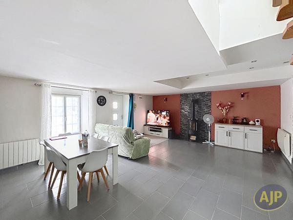 Maison à vendre Chateaubriant - 4 pièces, 84m² avec 3 chambre(s) à 199 395€ - AJP Immobilier Châteaubriant