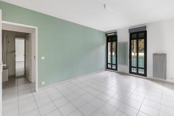 T2  Plein coeur de Léognan : tout à pied !