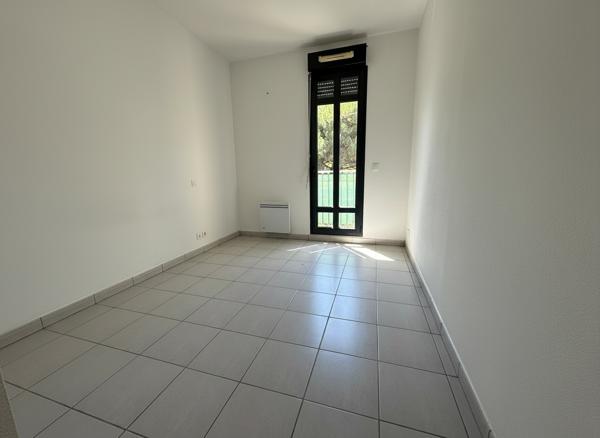 T2  Plein coeur de Léognan : tout à pied !
