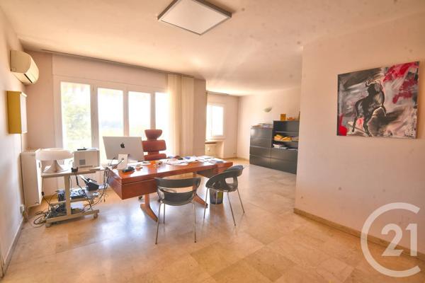 Appartement à vendre  5 pièces - 91,50 m 2   ROMANS SUR ISERE  - 26