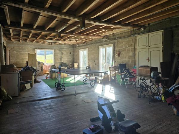 Grande maison au calme à 10 min à pied du centre de Chalais