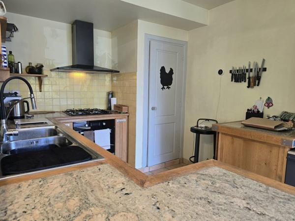 Grande maison au calme à 10 min à pied du centre de Chalais