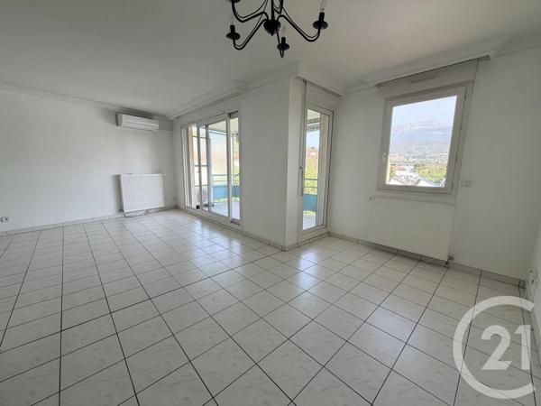 Appartement F4 à vendre  4 pièces - 88,92 m 2   VOIRON  - 38