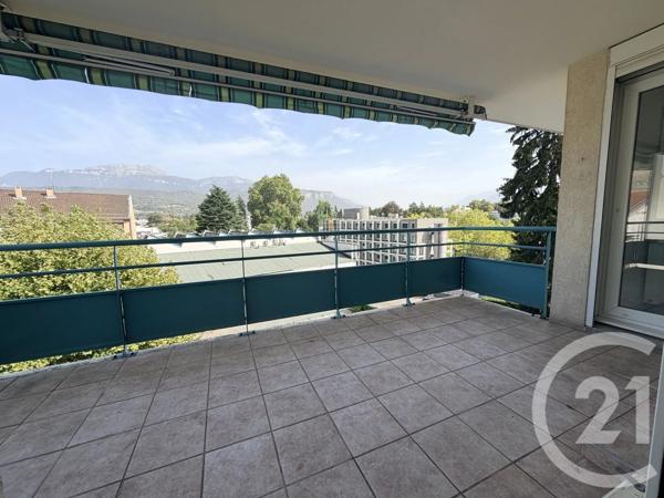 Appartement F4 à vendre  4 pièces - 88,92 m 2   VOIRON  - 38