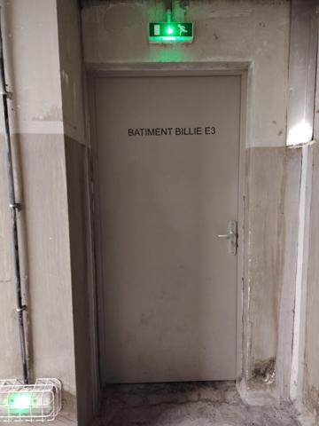 38000 GRENOBLE Parking / box Grenoble 16.15 m2