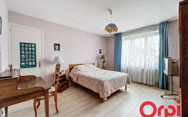 Maison à vendre    6 pièces •  Bellerive-sur-Allier