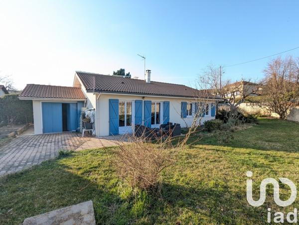 Maison traditionnelle 4 pièces de 102 m² à Saint-Uze (26240)