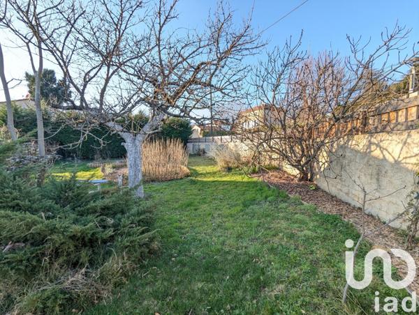 Maison traditionnelle 4 pièces de 102 m² à Saint-Uze (26240)