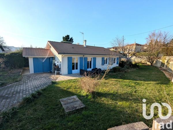 Maison traditionnelle 4 pièces de 102 m² à Saint-Uze (26240)