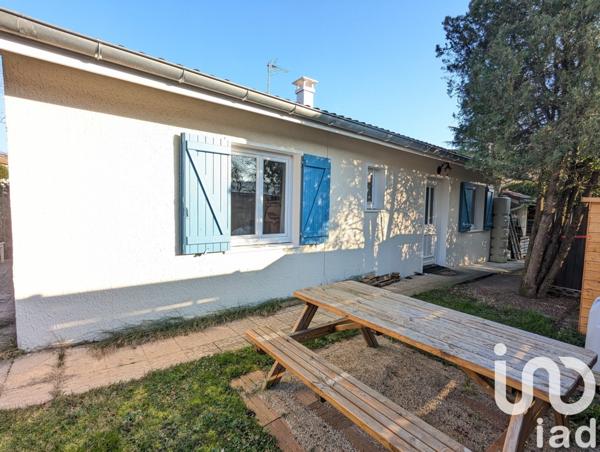 Maison traditionnelle 4 pièces de 102 m² à Saint-Uze (26240)