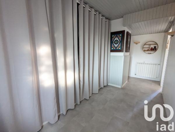 Maison traditionnelle 4 pièces de 102 m² à Saint-Uze (26240)