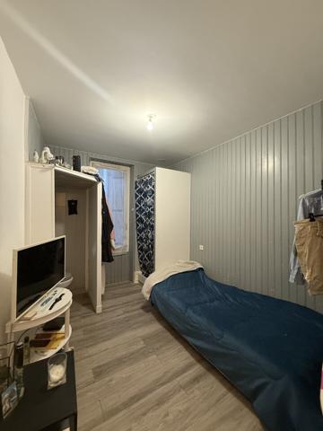 Maisonnette en pierre 1 chambre - centre ville 51 000 € H.A.I.*