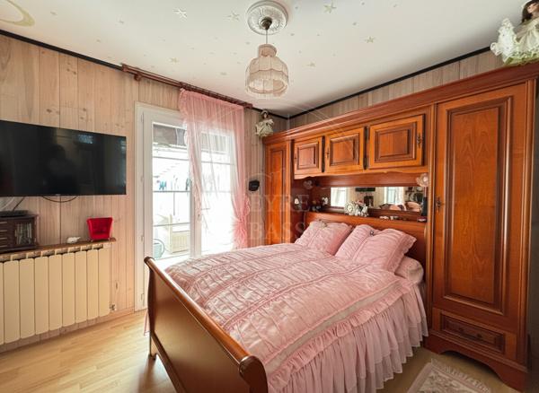 Maison Mios 196 m² sur 1356 m² de parcelle