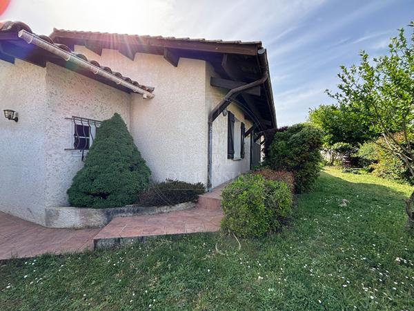 Maison Mios 196 m² sur 1356 m² de parcelle