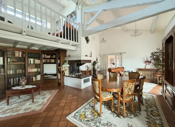 Maison Mios 196 m² sur 1356 m² de parcelle