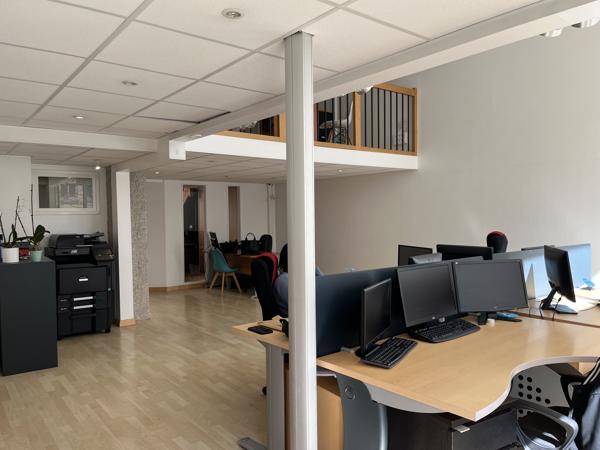A VENDRE - LYON 6 LOCAL 130.61 m² - SECTEUR MOLIERE EDGARD QUINET