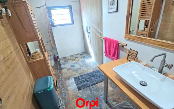 Maison à vendre    4 pièces •  Saint-Paul