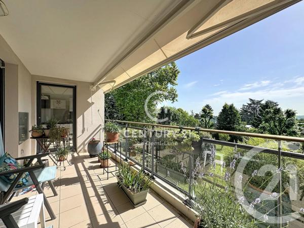 Appartement T3 à vendre  3 pièces - 77,55 m 2   CRAPONNE  - 69