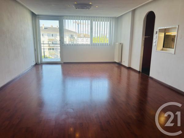 Appartement F5 à vendre  5 pièces - 81,80 m2 KINGERSHEIM - 68