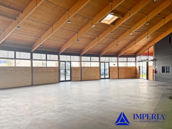 Saint-Cyr-sur-Loire (37540) À LOUER – LOCAL COMMERCIAL PREMIUM À Saint-Cyr-sur-Loire