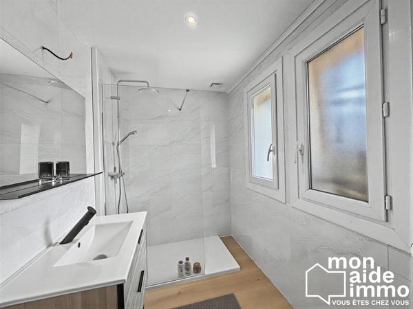 Maison rénovée 3 chambres, secteur calme Coutras